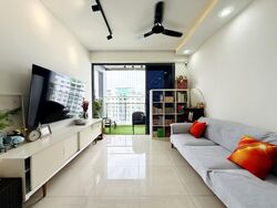 Prive (D19), Condominium #585625131